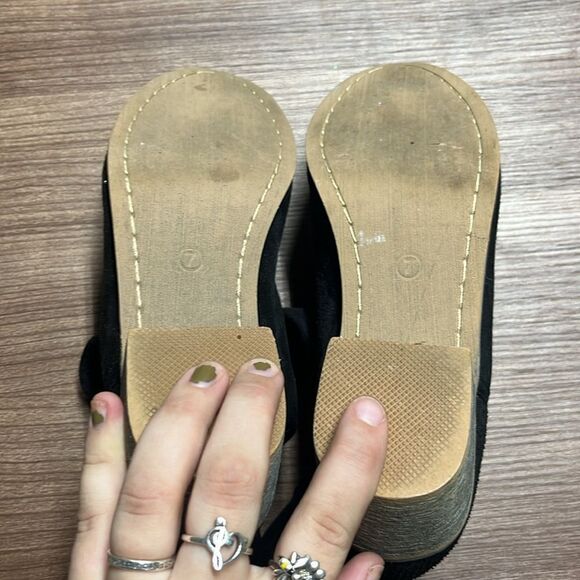 Seven7 black booties - Picture 5 of 5